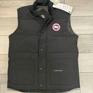 Canada Goose Men's Dark Vest with Logo